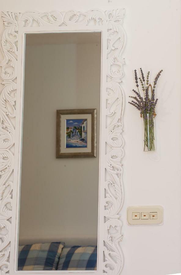 Castello Flower Apartment คาชเตลา ภายนอก รูปภาพ